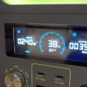 FOSSiBOT F3600 Pro avec Panneau Solaire 420W - Station Électrique 3840Wh 3600W + Panneau Solaire - Kit Complet Backup Maison et Usage Professionnel photo review