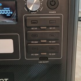 FOSSiBOT F2400 mit Solarpanel 200W - Komplettes Solargenerator Set 2048Wh 2400W - Tragbare Powerstation + Solarpanel photo review