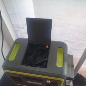 FOSSiBOT F2400 mit Solarpanel 200W - Komplettes Solargenerator Set 2048Wh 2400W - Tragbare Powerstation + Solarpanel photo review