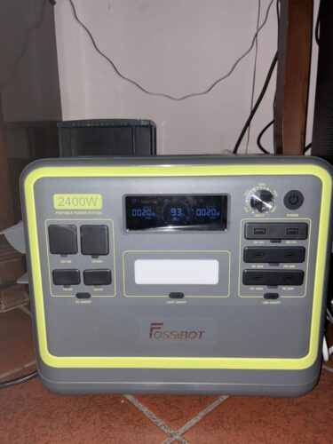 FOSSiBOT F3600 Pro con Pannello Solare 420W - Power Station 3840Wh 3600W + Pannello Solare - Kit Completo Backup Casa e Uso Professionale photo review