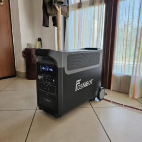FOSSiBOT F3600 Pro con Pannello Solare 420W - Power Station 3840Wh 3600W + Pannello Solare - Kit Completo Backup Casa e Uso Professionale photo review