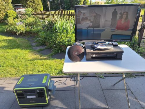 FOSSiBOT F2400 mit Solarpanel 200W - Komplettes Solargenerator Set 2048Wh 2400W - Tragbare Powerstation + Solarpanel photo review