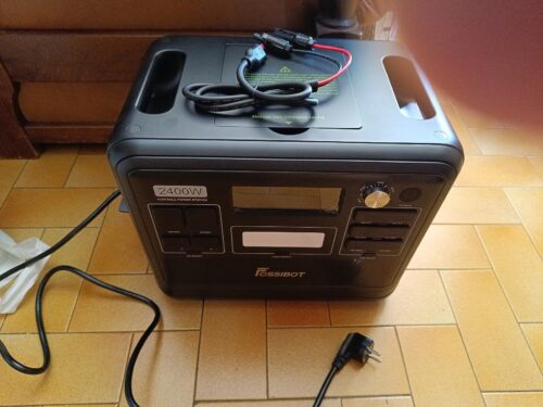 FOSSiBOT F3600 Pro avec Panneau Solaire 420W - Station Électrique 3840Wh 3600W + Panneau Solaire - Kit Complet Backup Maison et Usage Professionnel photo review